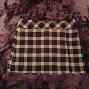 Plaid mini skirt by IZ Byer California size: 13